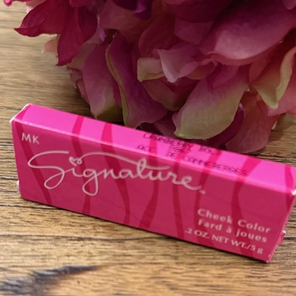 Mary Kay Signature Cheek Color: Cranberry Bold